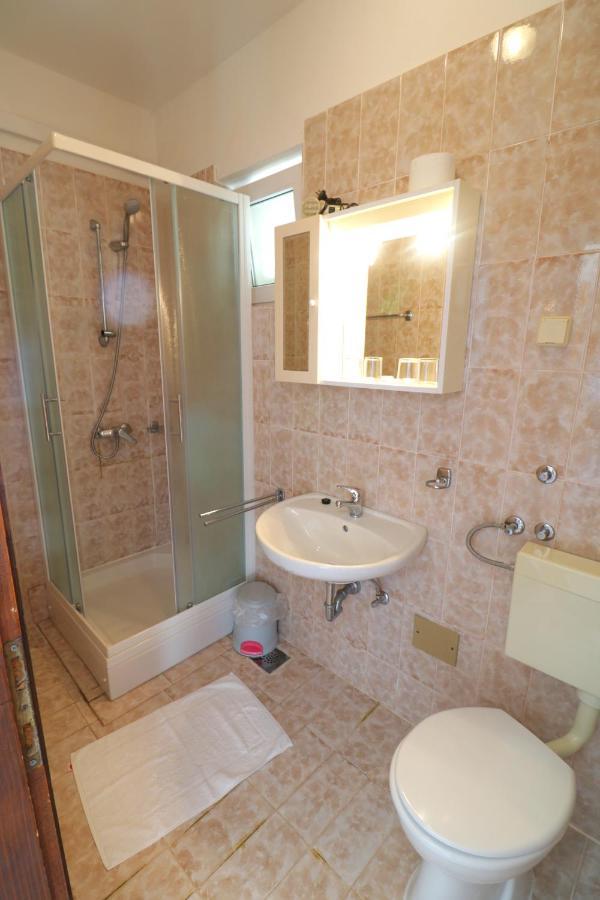 Vila Stosic Ražanac Exterior foto